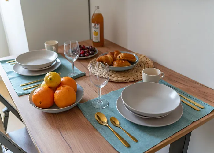 Golden - View & Provencal Charm Διαμέρισμα *