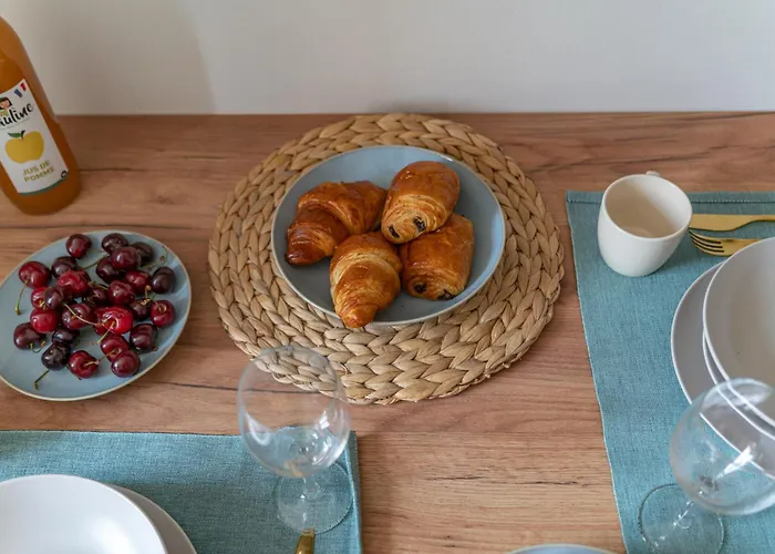 Διαμέρισμα Golden - View & Provencal Charm